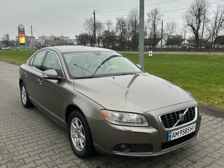 Коричневый Вольво С80, объемом двигателя 2.5 л и пробегом 300 тыс. км за 6700 $, фото 1 на Automoto.ua
