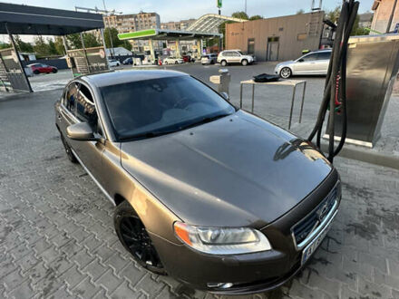 Вольво S80 2012 у Белой Церкве на Automoto.ua Коричневий Вольво S80, об'ємом двигуна 1.98 л та пробігом 235 тис. км за 10500 $, фото 1 на Automoto.ua