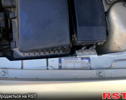 Вольво С80, объемом двигателя 2 л и пробегом 335 тыс. км за 3500 $, фото 7 на Automoto.ua