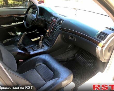 Вольво С80, объемом двигателя 2 л и пробегом 335 тыс. км за 3500 $, фото 4 на Automoto.ua