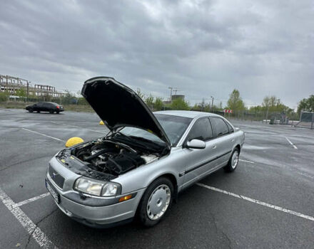 Вольво S80, об'ємом двигуна 1.98 л та пробігом 200 тис. км за 4000 $, фото 2 на Automoto.ua