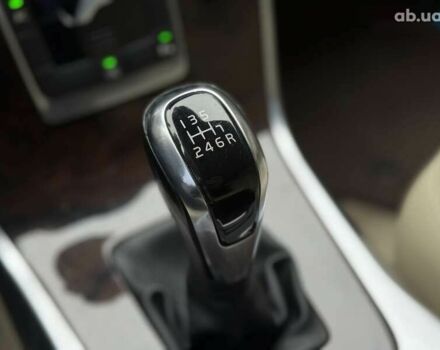 Вольво С80, объемом двигателя 2 л и пробегом 255 тыс. км за 10500 $, фото 21 на Automoto.ua