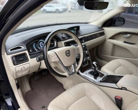 Вольво С80, объемом двигателя 2 л и пробегом 255 тыс. км за 10500 $, фото 14 на Automoto.ua