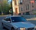 Серый Вольво С80, объемом двигателя 2.46 л и пробегом 532 тыс. км за 6000 $, фото 1 на Automoto.ua