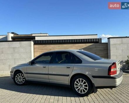 Серый Вольво С80, объемом двигателя 2.78 л и пробегом 303 тыс. км за 3500 $, фото 1 на Automoto.ua