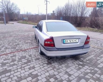 Серый Вольво С80, объемом двигателя 2 л и пробегом 406 тыс. км за 3850 $, фото 4 на Automoto.ua