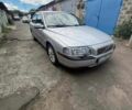 Сірий Вольво S80, об'ємом двигуна 2 л та пробігом 380 тис. км за 2700 $, фото 1 на Automoto.ua