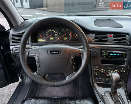 Серый Вольво С80, объемом двигателя 2 л и пробегом 340 тыс. км за 4500 $, фото 38 на Automoto.ua