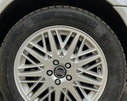 Серый Вольво С80, объемом двигателя 2.4 л и пробегом 450 тыс. км за 4000 $, фото 9 на Automoto.ua