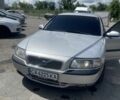 Сірий Вольво S80, об'ємом двигуна 2.5 л та пробігом 250 тис. км за 3700 $, фото 1 на Automoto.ua