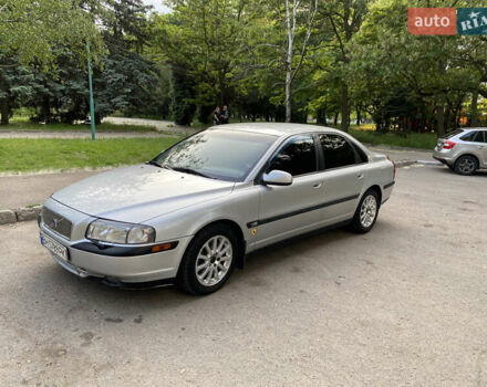 Серый Вольво С80, объемом двигателя 2.44 л и пробегом 390 тыс. км за 4200 $, фото 1 на Automoto.ua