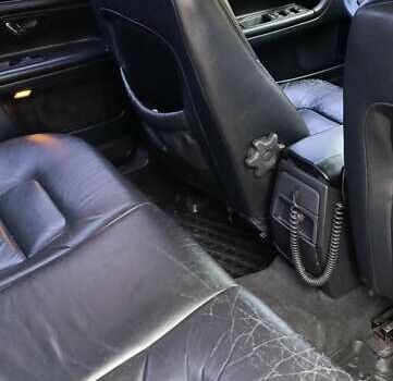 Серый Вольво С80, объемом двигателя 2.92 л и пробегом 406 тыс. км за 5000 $, фото 37 на Automoto.ua