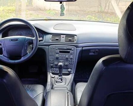 Серый Вольво С80, объемом двигателя 2.92 л и пробегом 406 тыс. км за 5000 $, фото 9 на Automoto.ua