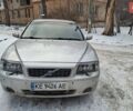 Серый Вольво С80, объемом двигателя 2.4 л и пробегом 600 тыс. км за 2850 $, фото 1 на Automoto.ua