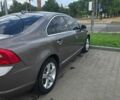 Серый Вольво С80, объемом двигателя 2.5 л и пробегом 370 тыс. км за 10500 $, фото 1 на Automoto.ua
