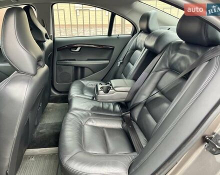 Серый Вольво С80, объемом двигателя 2.52 л и пробегом 207 тыс. км за 9700 $, фото 18 на Automoto.ua