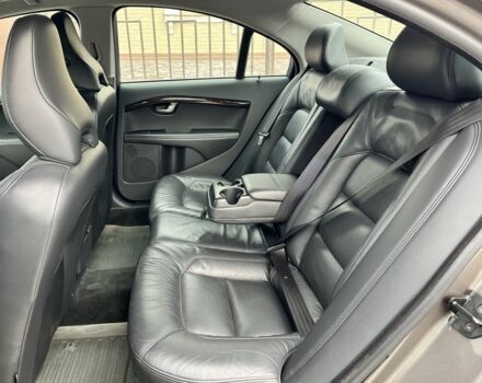 Сірий Вольво S80, об'ємом двигуна 2.5 л та пробігом 207 тис. км за 9700 $, фото 18 на Automoto.ua