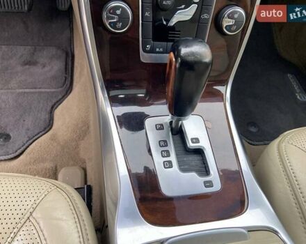 Серый Вольво С80, объемом двигателя 2.95 л и пробегом 150 тыс. км за 13000 $, фото 31 на Automoto.ua