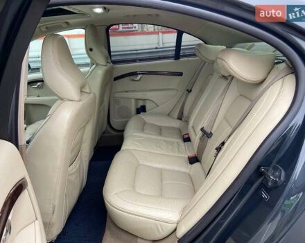 Серый Вольво С80, объемом двигателя 2.95 л и пробегом 150 тыс. км за 13000 $, фото 40 на Automoto.ua