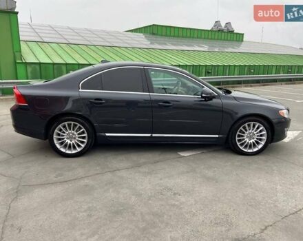 Серый Вольво С80, объемом двигателя 2.95 л и пробегом 150 тыс. км за 13000 $, фото 3 на Automoto.ua