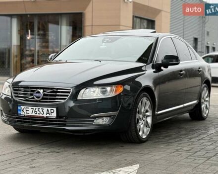 Серый Вольво С80, объемом двигателя 2.4 л и пробегом 106 тыс. км за 17500 $, фото 1 на Automoto.ua