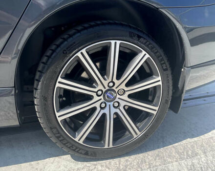 Вольво С80 2014 в Киеве на Automoto.ua Серый Вольво С80, объемом двигателя 2.4 л и пробегом 199 тыс. км за 16461 $, фото 49 на Automoto.ua