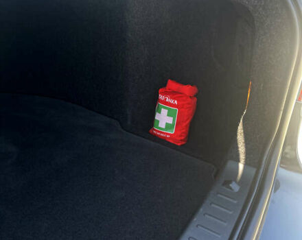 Вольво С80 2014 в Киеве на Automoto.ua Серый Вольво С80, объемом двигателя 2.4 л и пробегом 199 тыс. км за 16461 $, фото 35 на Automoto.ua