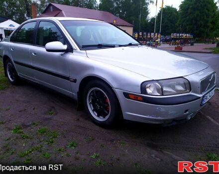 Серый Вольво С80, объемом двигателя 2.5 л и пробегом 400 тыс. км за 4950 $, фото 1 на Automoto.ua