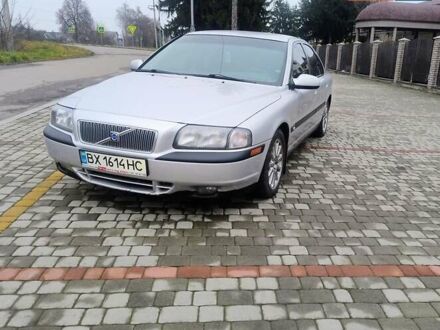 Серый Вольво С80, объемом двигателя 2 л и пробегом 406 тыс. км за 3850 $, фото 1 на Automoto.ua