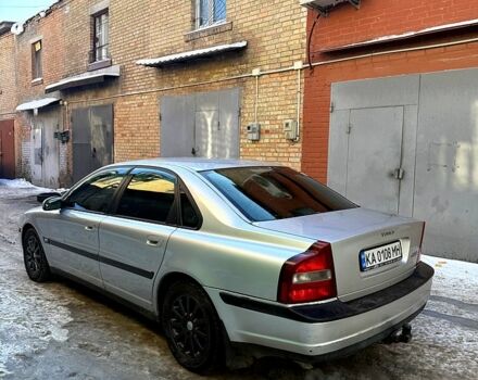 Сірий Вольво S80, об'ємом двигуна 2 л та пробігом 250 тис. км за 2850 $, фото 1 на Automoto.ua