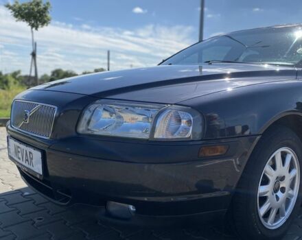 Сірий Вольво S80, об'ємом двигуна 2.4 л та пробігом 303 тис. км за 4500 $, фото 1 на Automoto.ua
