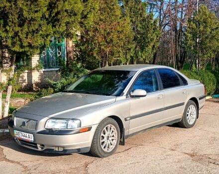 Сірий Вольво S80, об'ємом двигуна 2.9 л та пробігом 438 тис. км за 3900 $, фото 1 на Automoto.ua