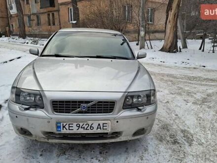 Вольво S80 2004 у Кам'янське (Дніпродзержинськ) на Automoto.ua Сірий Вольво S80, об'ємом двигуна 2.4 л та пробігом 600 тис. км за 4600 $, фото 1 на Automoto.ua