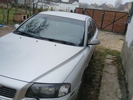 Сірий Вольво S80, об'ємом двигуна 2 л та пробігом 3 тис. км за 2000 $, фото 1 на Automoto.ua