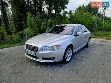Вольво S80 2007 у Глухове на Automoto.ua Сірий Вольво S80, об'ємом двигуна 2.4 л та пробігом 201 тис. км за 8800 $, фото 1 на Automoto.ua