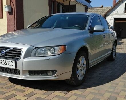 Серый Вольво С80, объемом двигателя 2.52 л и пробегом 272 тыс. км за 7300 $, фото 1 на Automoto.ua
