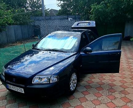 Синий Вольво С80, объемом двигателя 2.8 л и пробегом 260 тыс. км за 1800 $, фото 2 на Automoto.ua