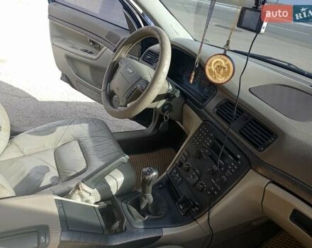 Синий Вольво С80, объемом двигателя 2.4 л и пробегом 462 тыс. км за 4000 $, фото 6 на Automoto.ua