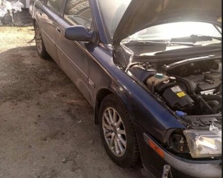 Синий Вольво С80, объемом двигателя 2.4 л и пробегом 369 тыс. км за 2200 $, фото 4 на Automoto.ua