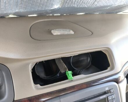 Синий Вольво С80, объемом двигателя 2.4 л и пробегом 369 тыс. км за 2200 $, фото 15 на Automoto.ua