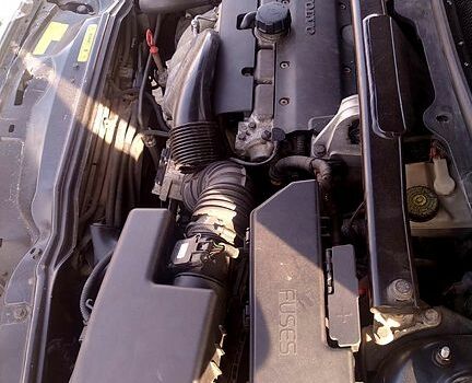 Синій Вольво S80, об'ємом двигуна 2.4 л та пробігом 369 тис. км за 2500 $, фото 2 на Automoto.ua