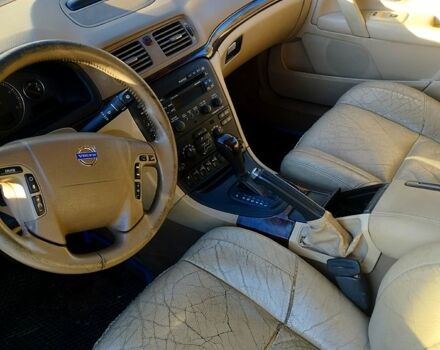 Синий Вольво С80, объемом двигателя 2.4 л и пробегом 315 тыс. км за 6300 $, фото 2 на Automoto.ua