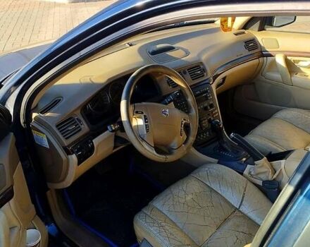 Синій Вольво S80, об'ємом двигуна 2.4 л та пробігом 315 тис. км за 6000 $, фото 2 на Automoto.ua