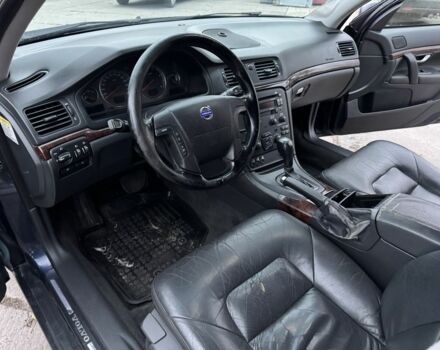 Синій Вольво S80, об'ємом двигуна 2.4 л та пробігом 275 тис. км за 2500 $, фото 11 на Automoto.ua