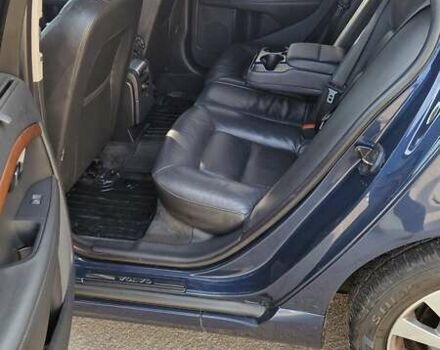 Синий Вольво С80, объемом двигателя 2.4 л и пробегом 182 тыс. км за 14000 $, фото 8 на Automoto.ua