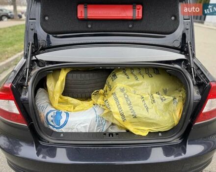 Синий Вольво С80, объемом двигателя 1.98 л и пробегом 255 тыс. км за 10500 $, фото 26 на Automoto.ua