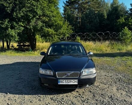 Синий Вольво С80, объемом двигателя 2.5 л и пробегом 425 тыс. км за 3800 $, фото 1 на Automoto.ua