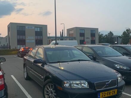 Синий Вольво С80, объемом двигателя 2.4 л и пробегом 252 тыс. км за 6500 $, фото 1 на Automoto.ua