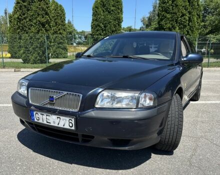 Синий Вольво С80, объемом двигателя 2.5 л и пробегом 360 тыс. км за 3500 $, фото 1 на Automoto.ua