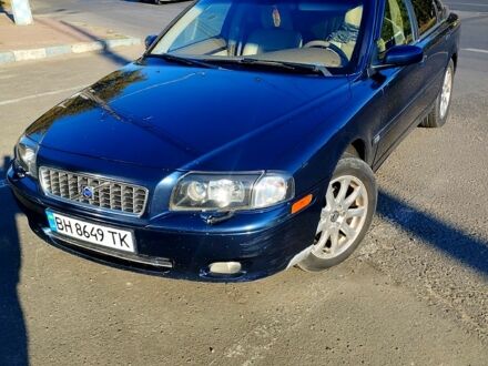 Синий Вольво С80, объемом двигателя 2.4 л и пробегом 315 тыс. км за 6300 $, фото 1 на Automoto.ua